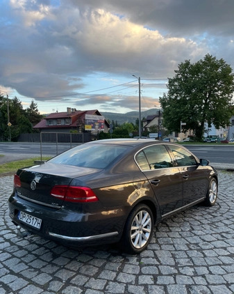 Volkswagen Passat cena 37000 przebieg: 205000, rok produkcji 2010 z Biała małe 301